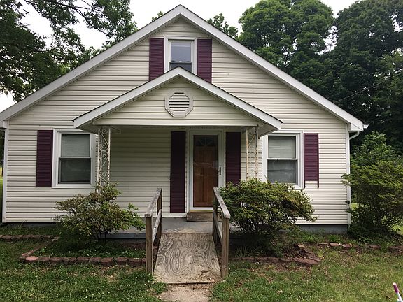 5th image of 2713 S Walcott St