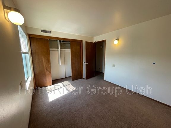 4th image of 320 S 700 E APT 34