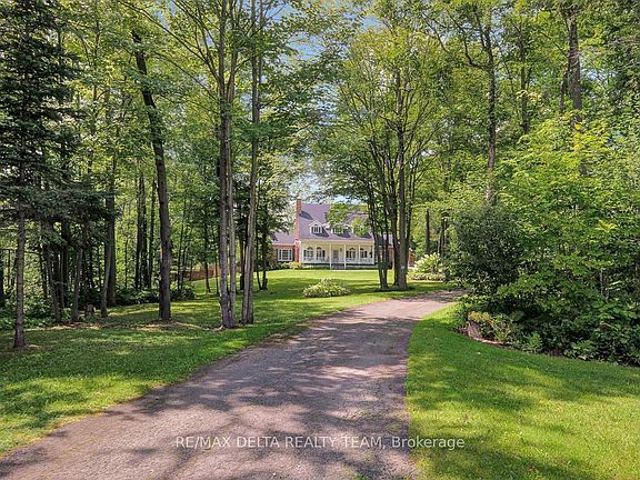 3rd image of 4230 Boundary Rd N