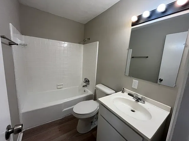 2290 Friar Rd — Photo 37