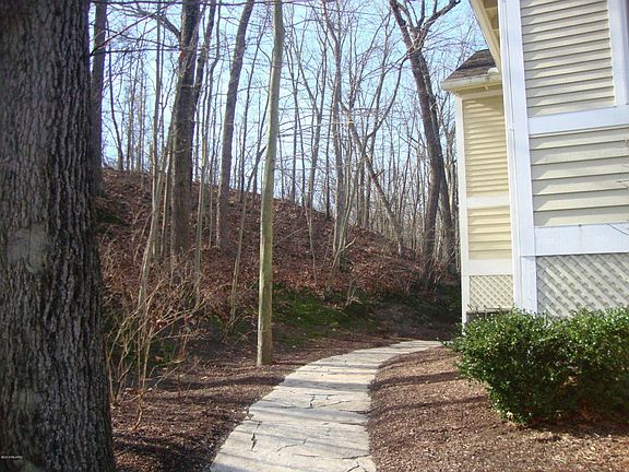 4th image of 18413 Dunecrest Dr Unit 37