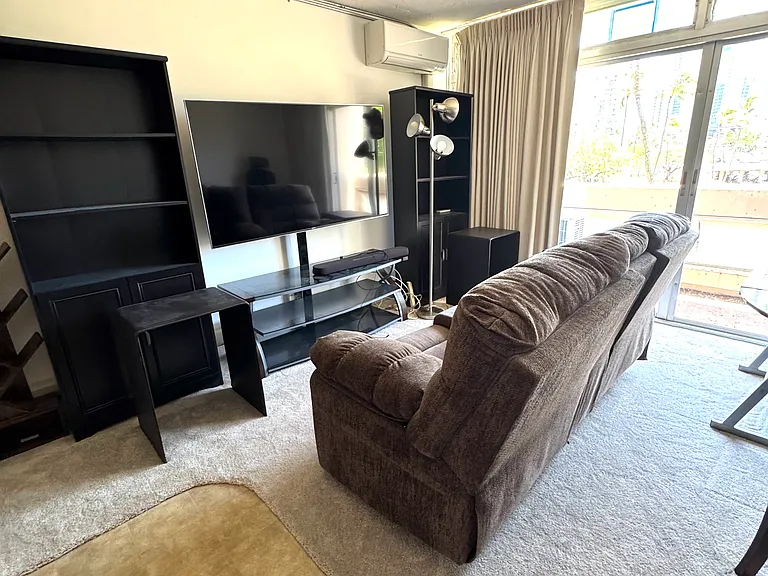500 University Ave #311 — Photo 11