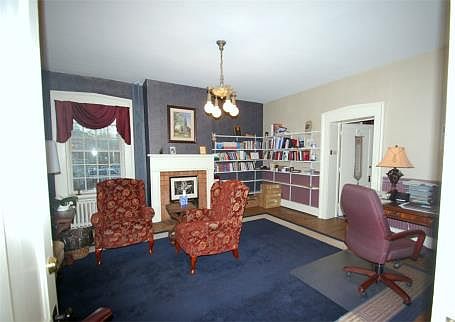3rd image of 15 N Franklin St