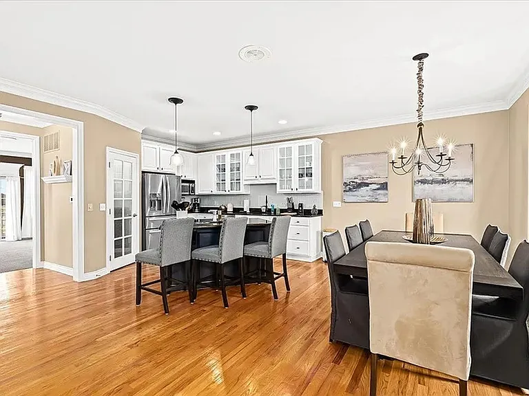 1515 Town Commons Dr — Photo 9