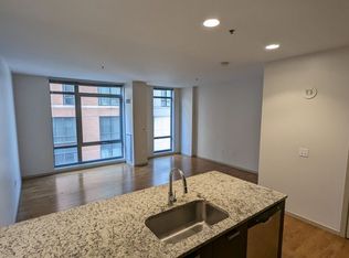107 Beverly St #2F, Boston, MA 02114