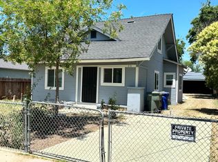 210 Oak St, Modesto, CA 95351