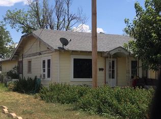 1032 Cedar St, Colorado City, TX 79512