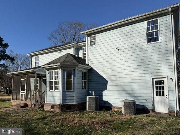 2nd image of 1225 Bells Mill Rd