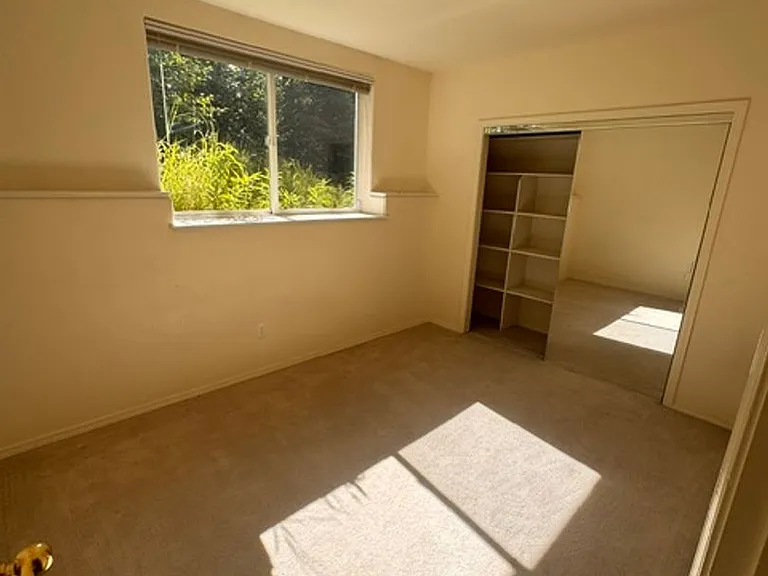 10100 Zermatt Cir — Photo 38