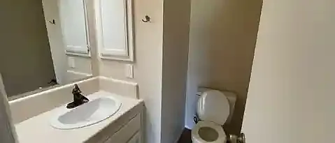 9001 Coulter Ct — Photo 8