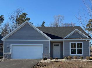 9169 62nd St S, Cottage Grove, MN 55016