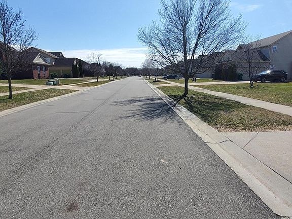 2nd image of 6388 Sadie Ln