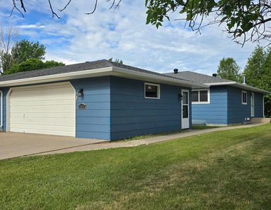 3409 12th St S, Moorhead, MN, 56560