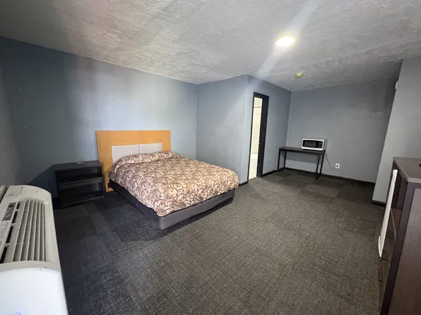 711 Pasadena Fwy #223, Pasadena, TX 77506