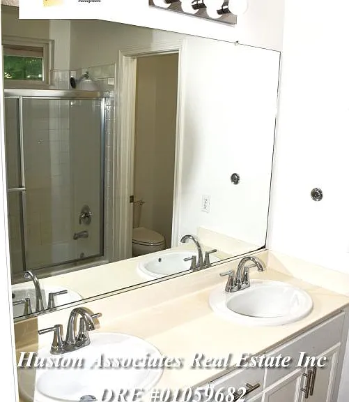 3915 Bridlewood Cir — Photo 13