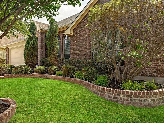 3rd image of 10621 Devinstone Dr