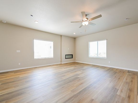 5th image of 7403 White River St