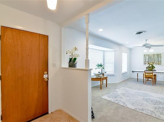 3rd image of 7020 Wycliff St