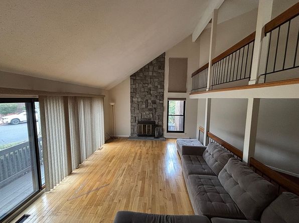 82 Kingsberry Dr UNIT 82