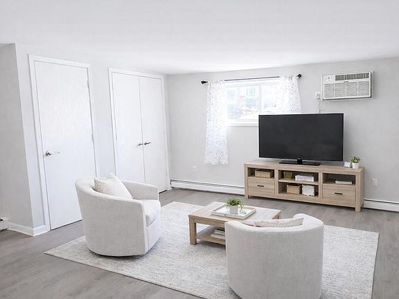4th image of 7401 Century PLACE #103B