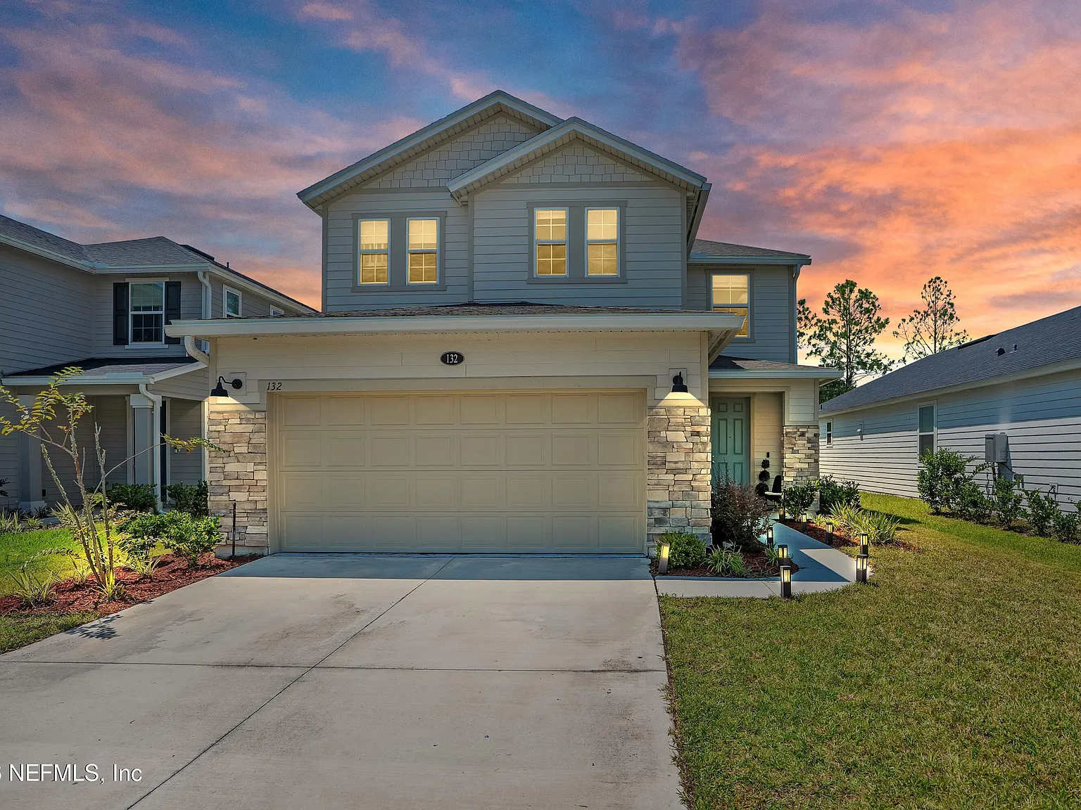 4 bed, 3.0 bath, 2393 sqft, $3,950 — Photo 1
