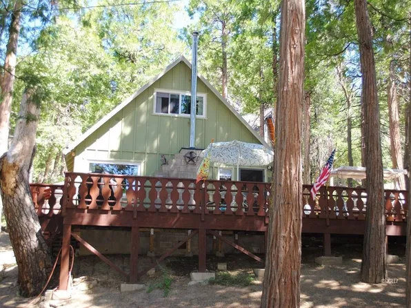10901 Ponderosa Dr, Wofford Heights, CA 93285