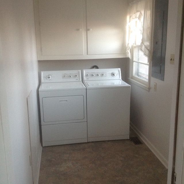 Laundry/mud room
