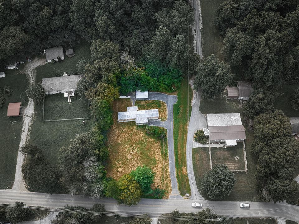 2nd image of 5126 Carter Rd
