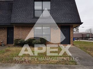 9015-COU, Knoxville, TN 37923