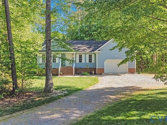 2nd image of 4811 Monaco Dr