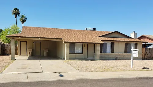 5233 W Altadena Ave Photo 1