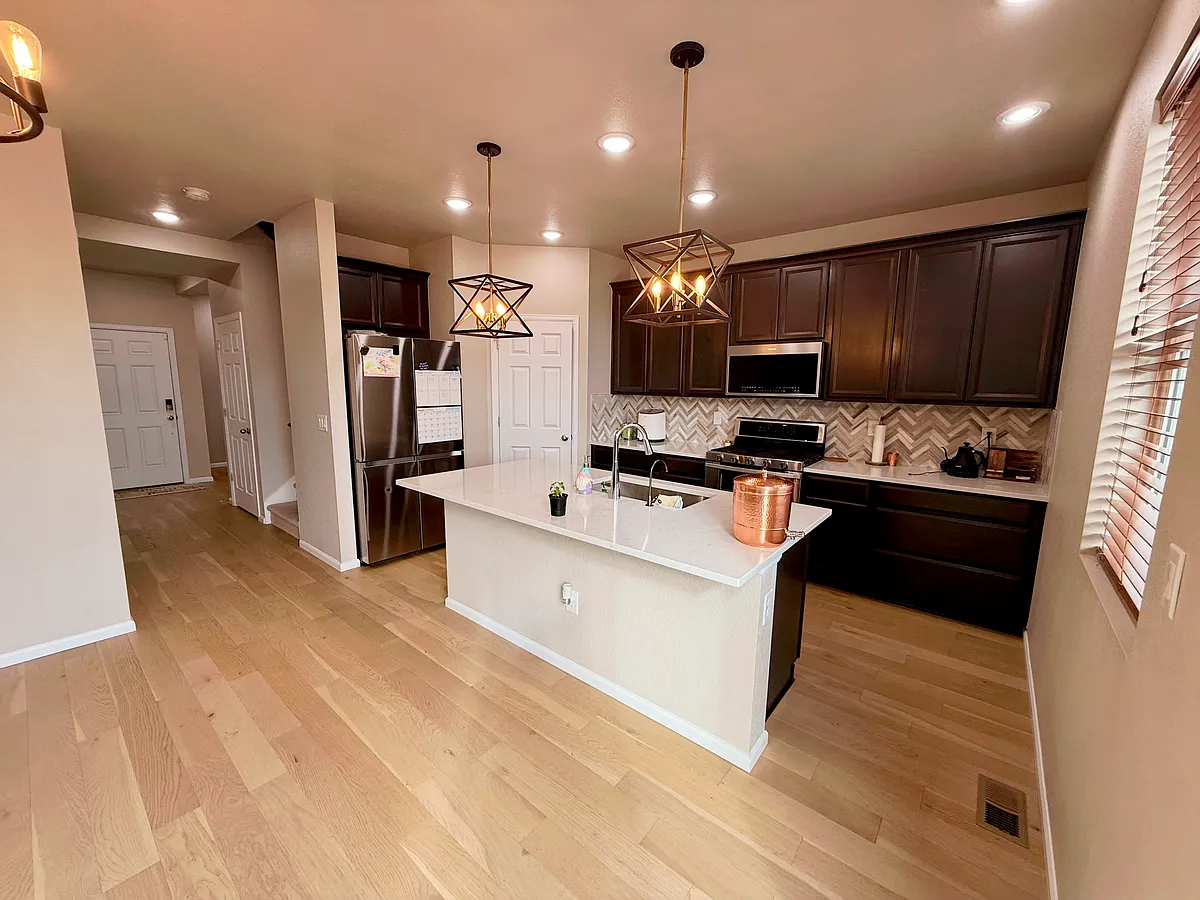 Building Photo - 577 Red Valley Trl