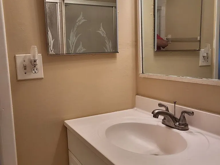 2721 Hidden Lake Blvd #C — Photo 13