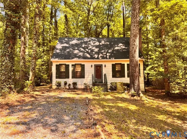 13201 Court Ridge Rd, Midlothian, VA 23112