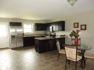 5428 Greenbriar, Quincy, IL 62305