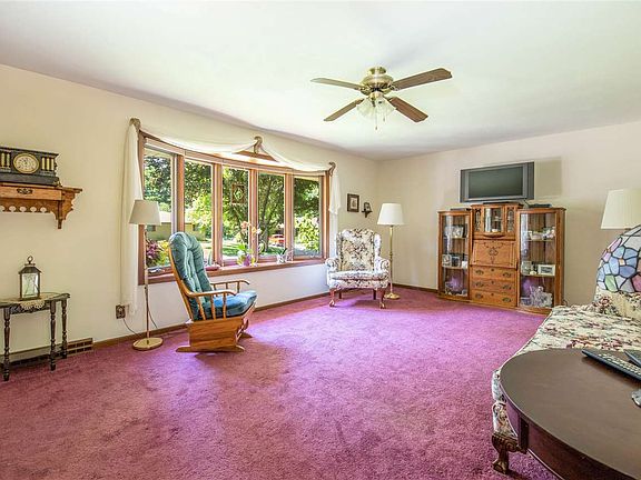 5th image of 4224 Tallwood Ave