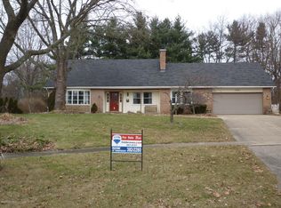 708 Hillboro Cir, Kalamazoo, MI