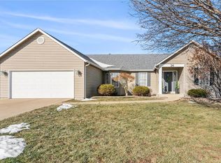 24 Sun Brook Ct, Wentzville, MO 63385