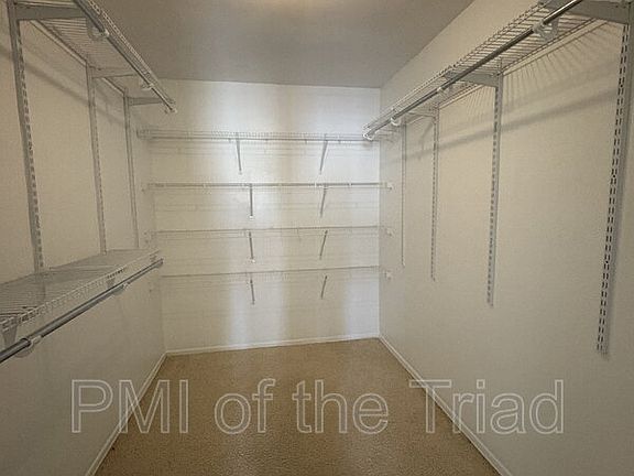 5th image of 3123 Colony Dr