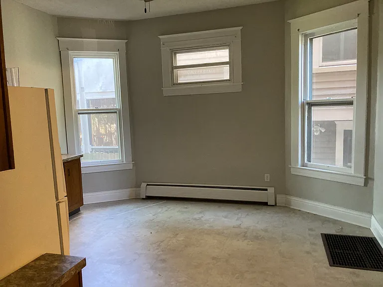2010 Kenilworth Pl — Photo 15