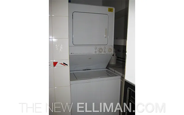 Sold by Douglas Elliman | media 20