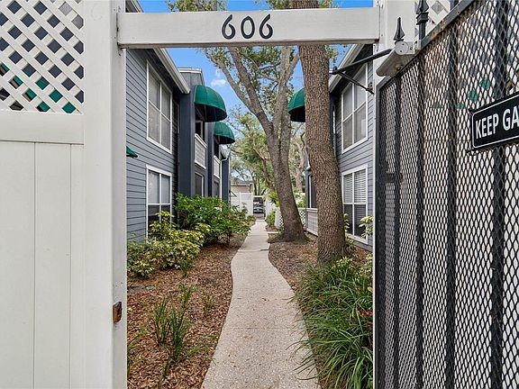 4th image of 606 S Albany Ave APT 3