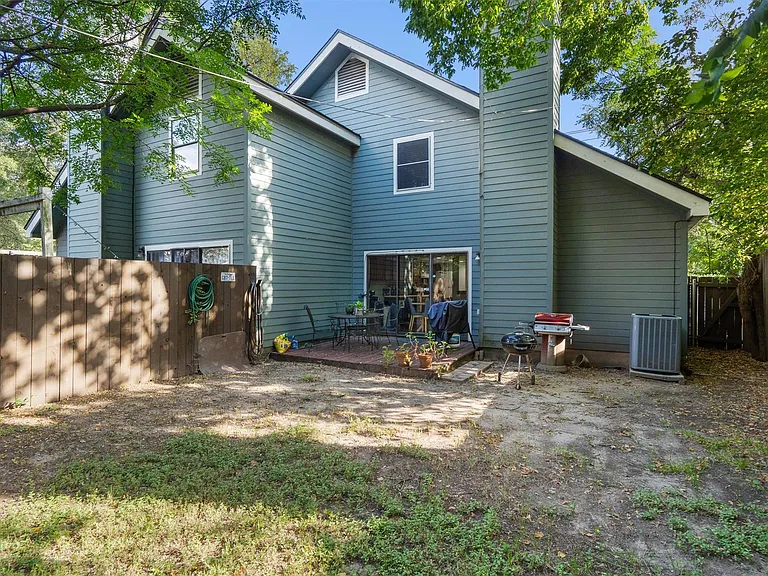 2414 Jones Rd — Photo 26