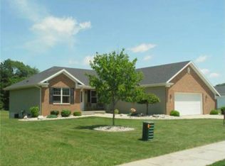 7581 Barsfield Ln, Grand Ledge, MI 48837