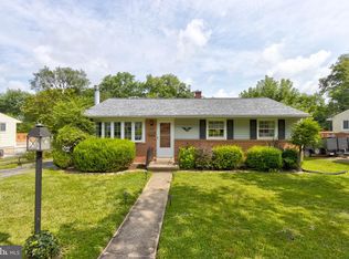 220 Chartley Dr, Reisterstown, MD