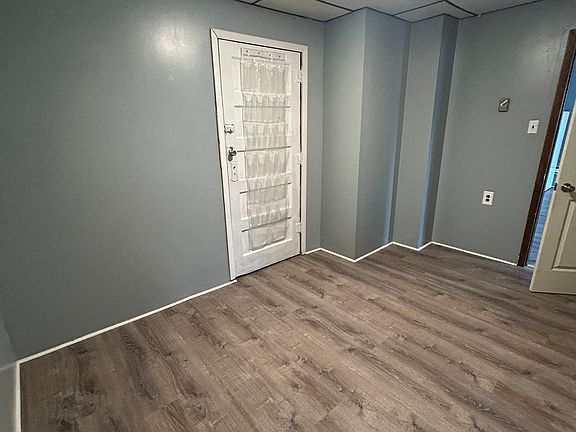 3rd image of 131 Wood St APT 302