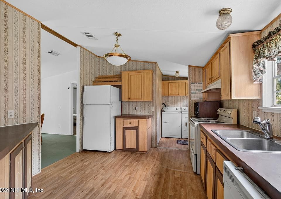 1st image of 266 ASH Street