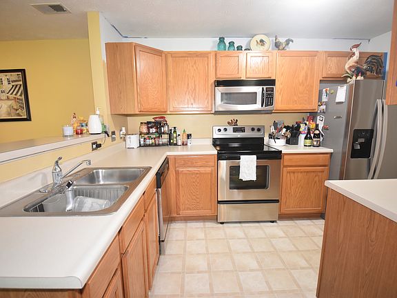 3rd image of 239 S Legends Creek Pl #208