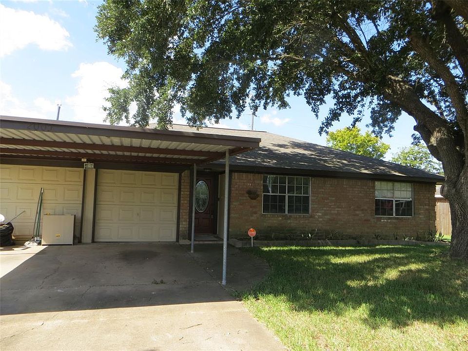 1st image of 2005 Pickerton Dr