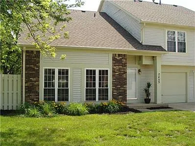 7455 Castleton Farms North Dr photo 1